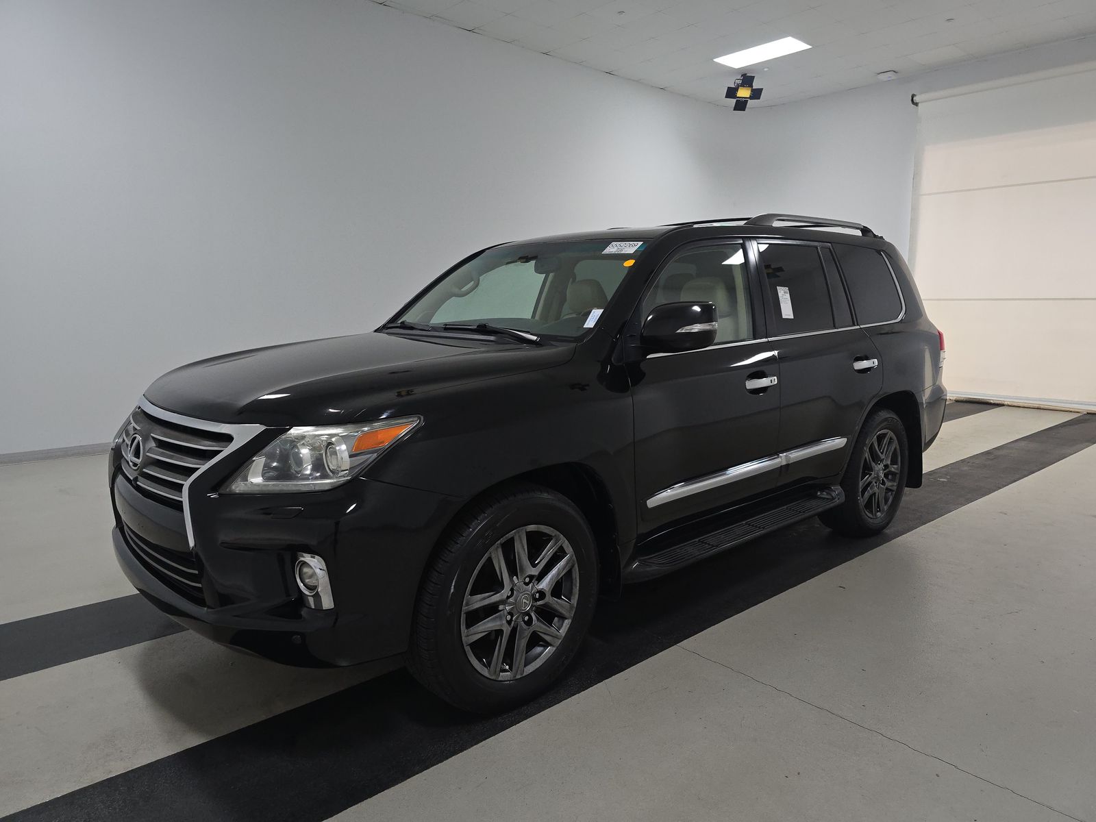 2015 Lexus LX 570