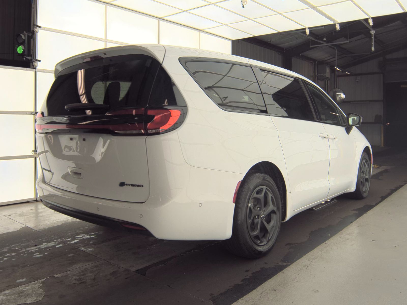 2024 Chrysler Pacifica Hybrid Select S Appearance FWD