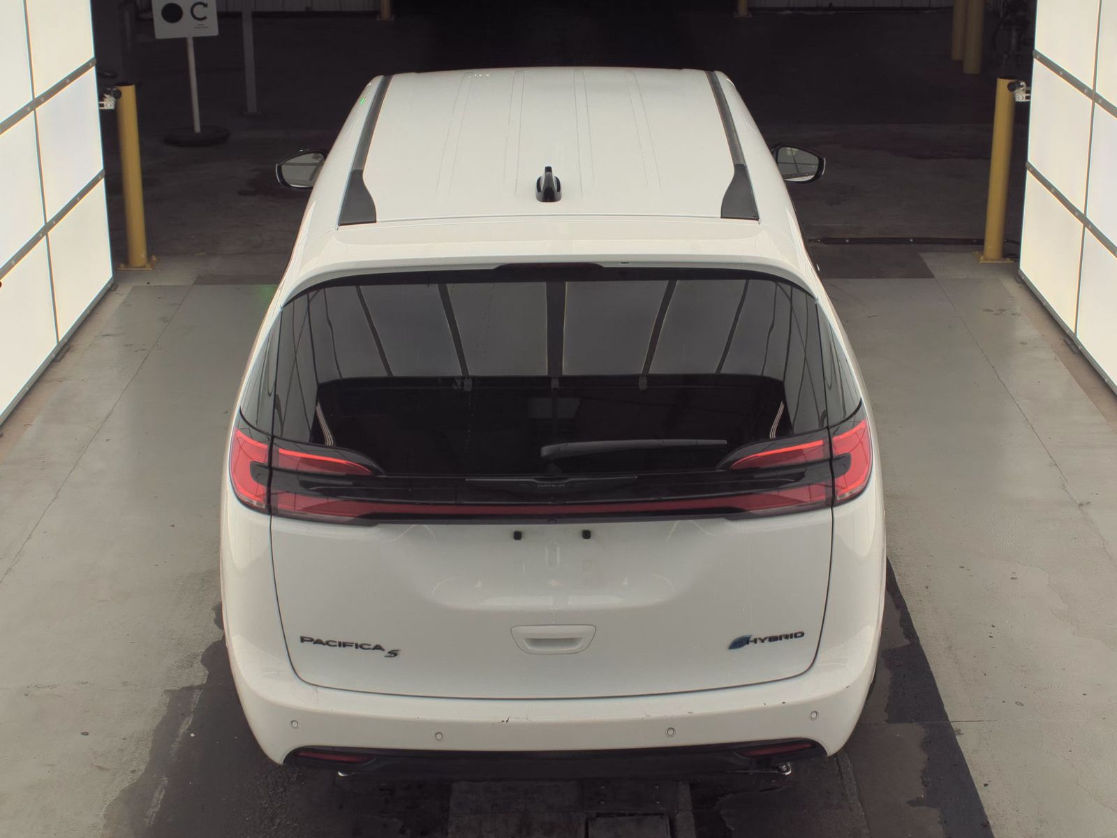 2024 Chrysler Pacifica Hybrid Select S Appearance FWD