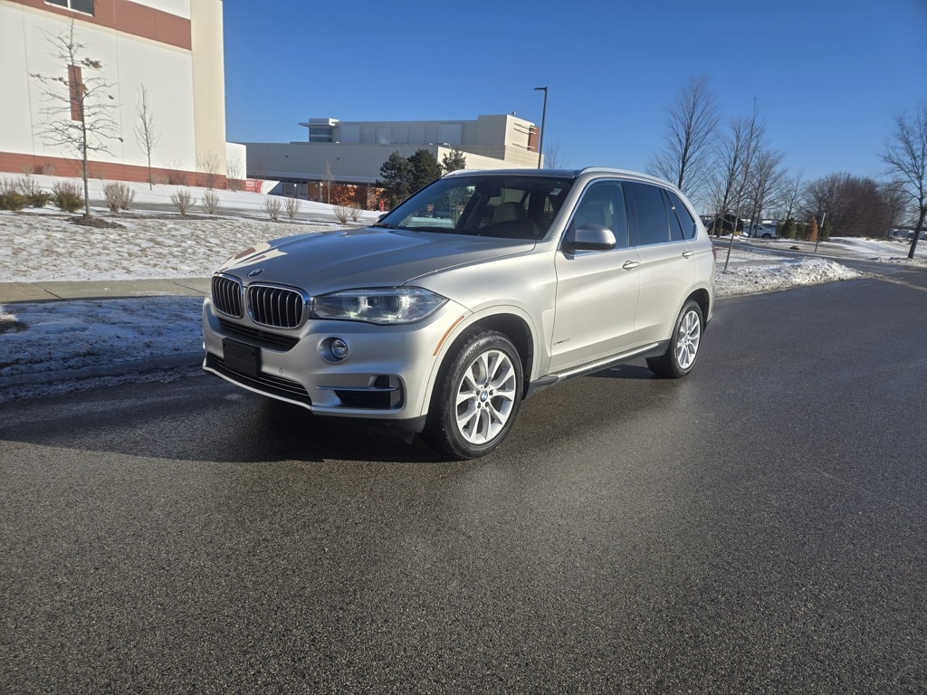 2015 BMW X5 Sports Activity Vehicle sDrive35i LUXURY LINE