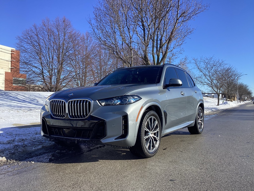 2025 BMW X5 xDrive40i M SPORT LINE