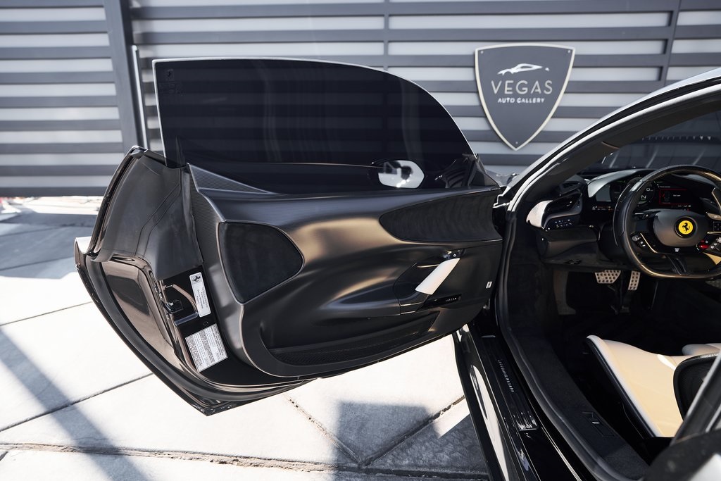 2022 Ferrari SF90 Stradale Base AWD