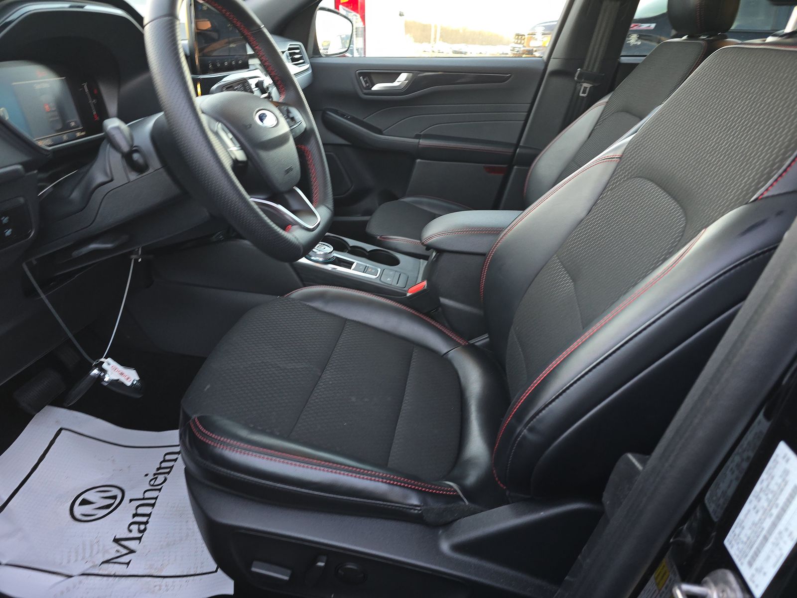 2025 Ford Escape ST-Line FWD