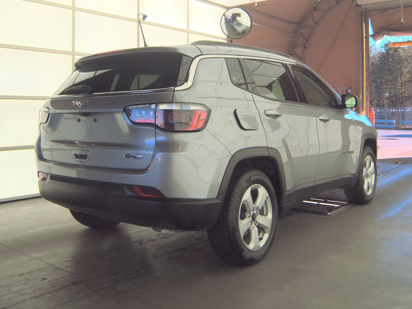 2020 Jeep Compass Latitude FWD