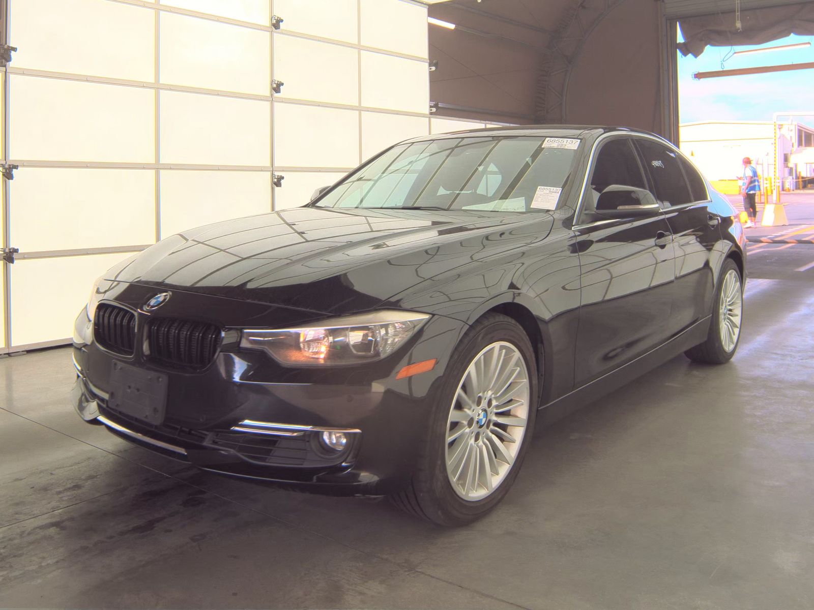 2015 BMW 3 Series Sedan 328i xDrive LUXURY LINE