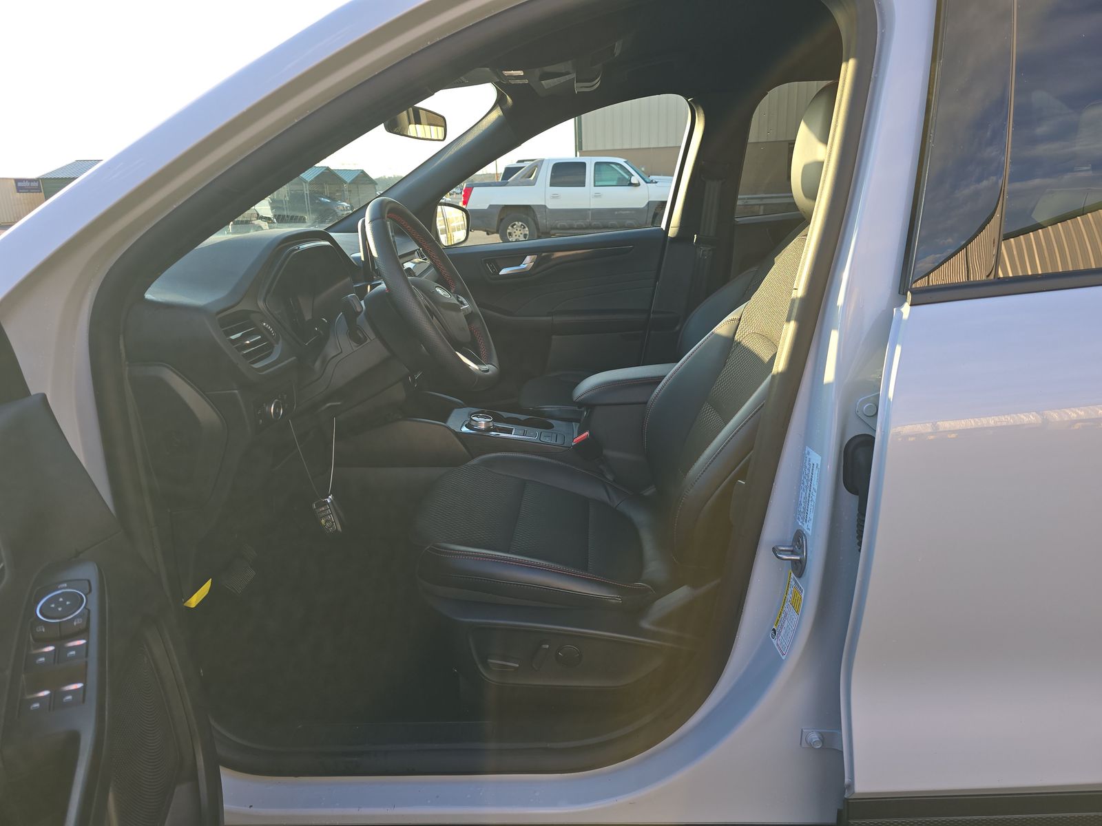 2025 Ford Escape Hybrid ST-Line Elite AWD