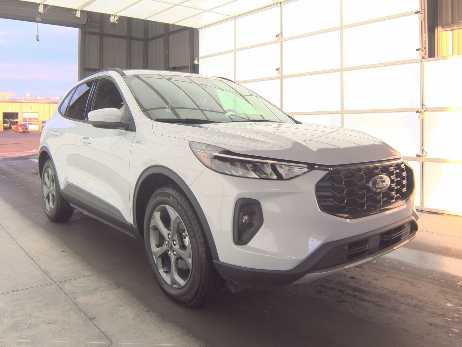 2025 Ford Escape Hybrid ST-Line Elite AWD