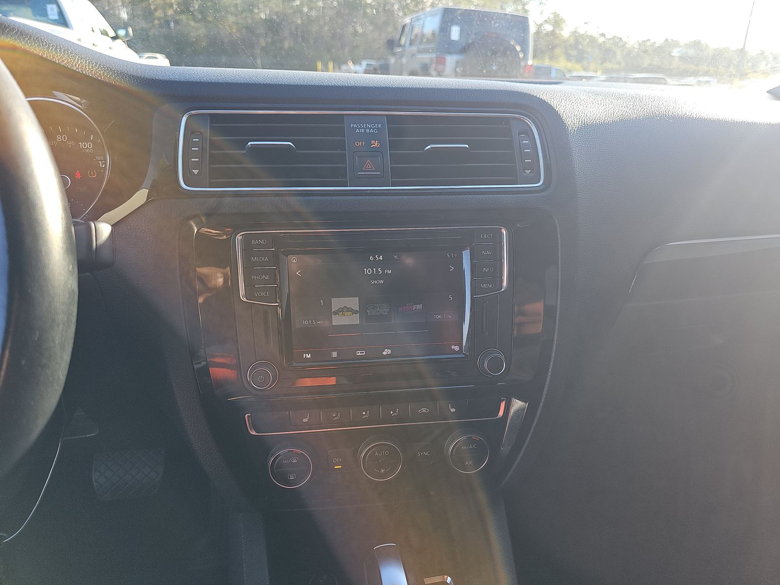 2017 Volkswagen Jetta 1.8T SEL FWD
