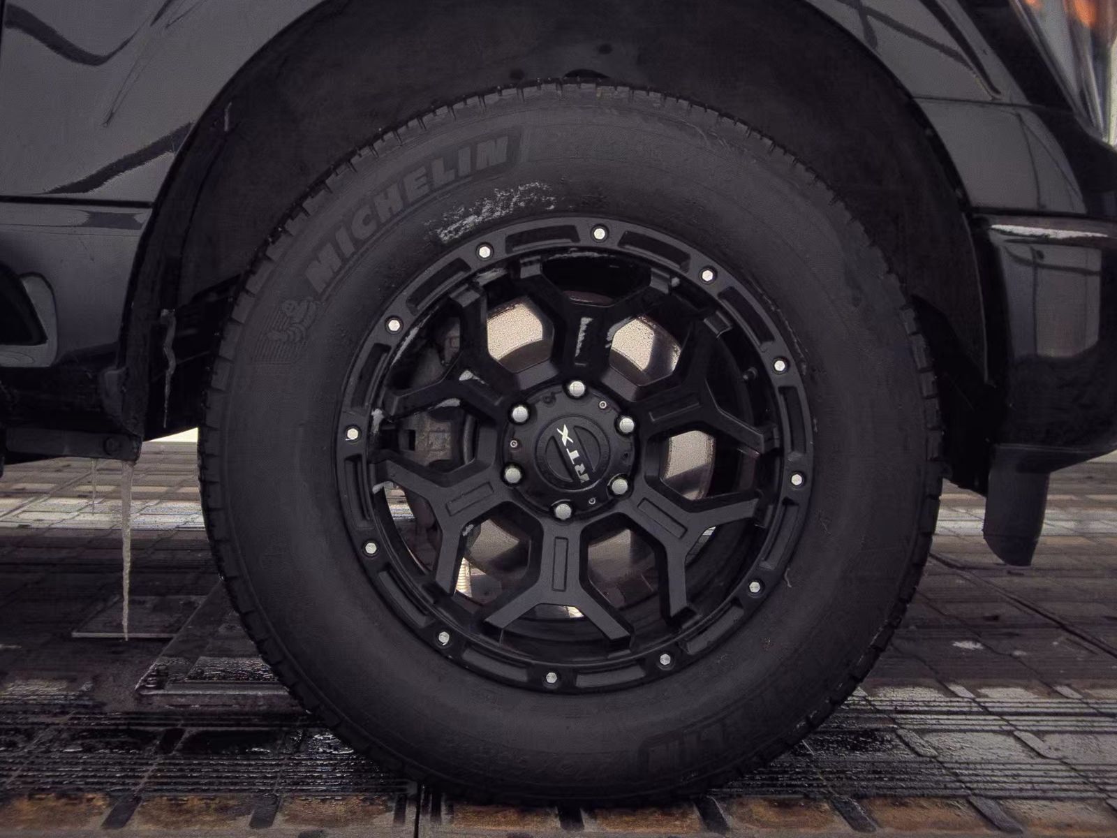 2023 Ford F-150 XLT AWD