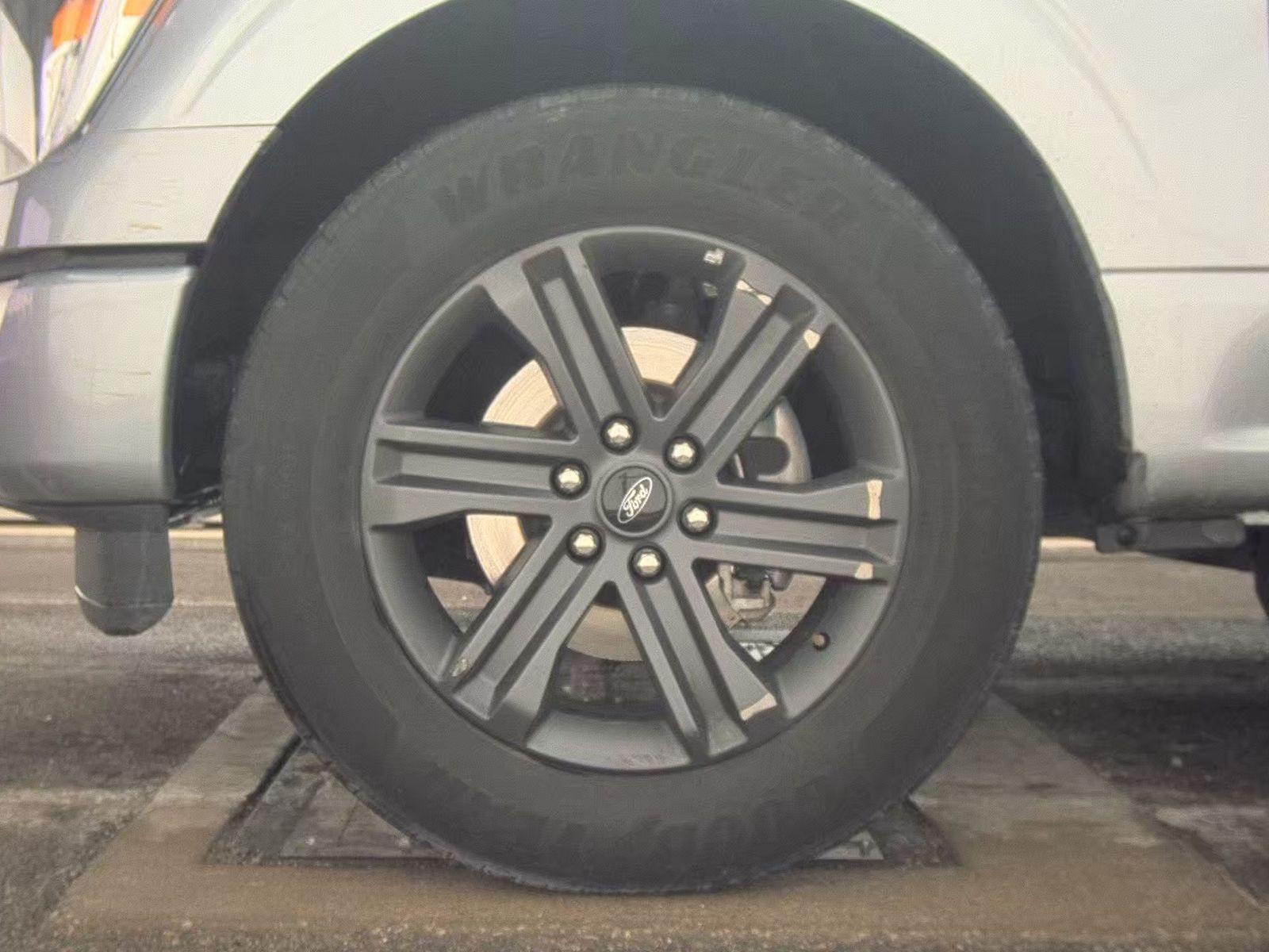 2023 Ford F-150 XLT RWD