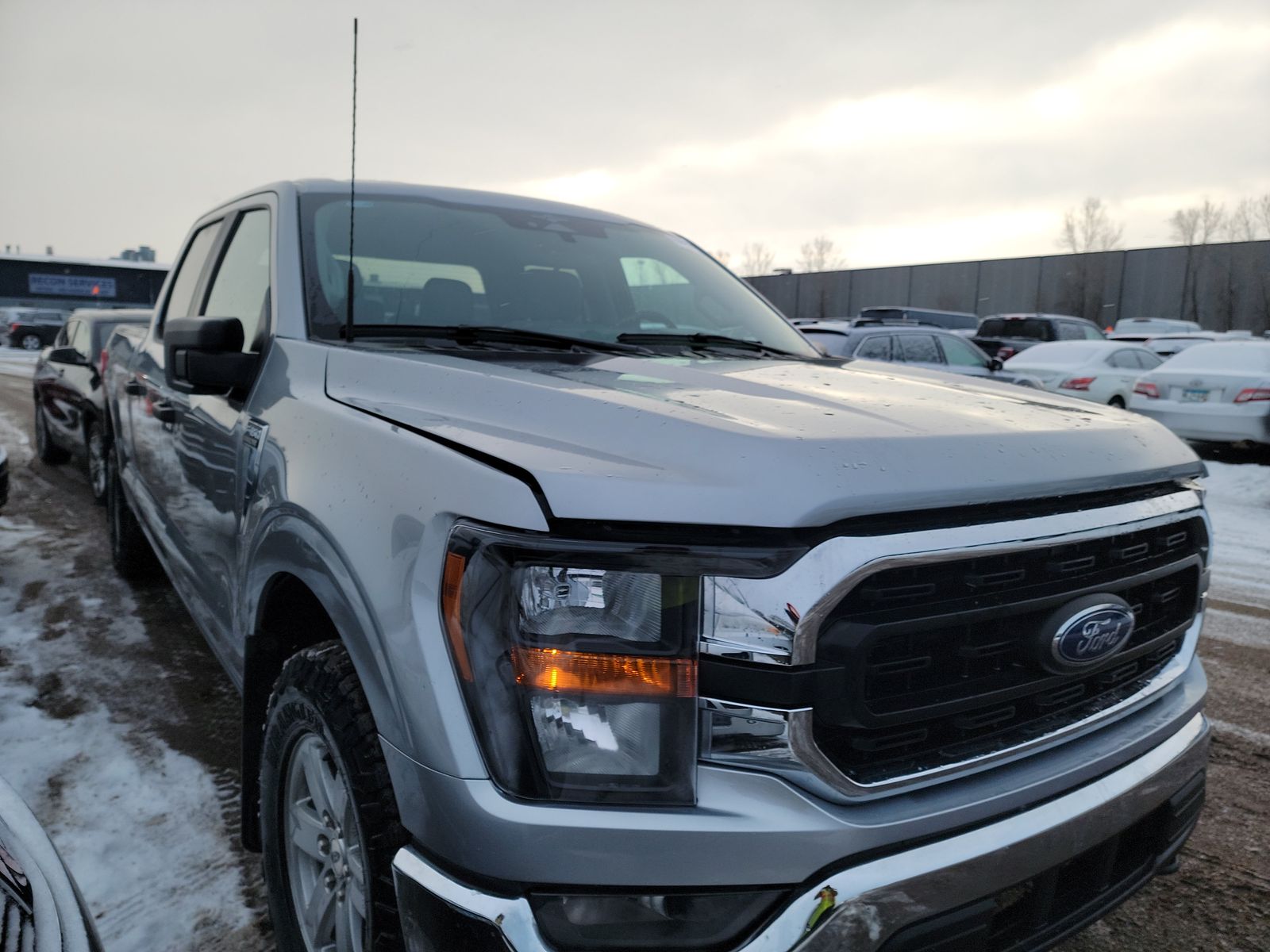 2023 Ford F-150 XLT AWD