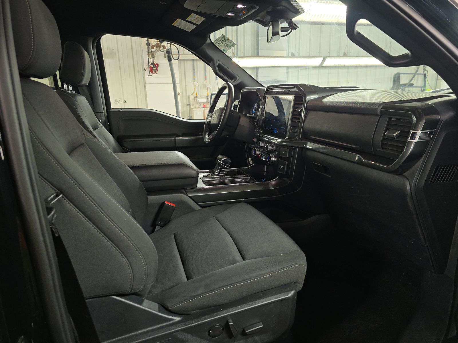 2023 Ford F-150 Hybrid XLT AWD