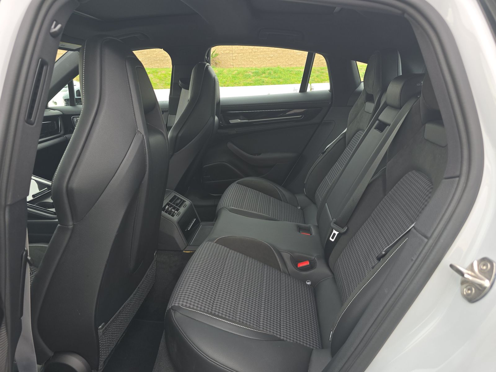 2024 Porsche Panamera Base RWD