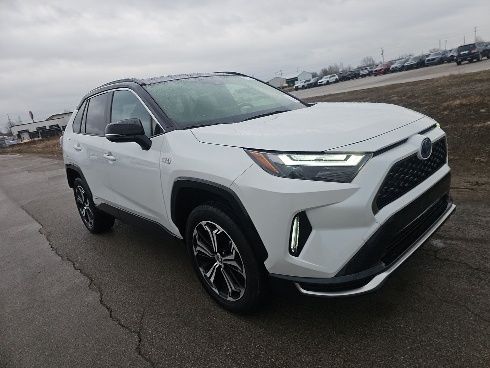 2024 Toyota RAV4 Prime XSE AWD 34809 miles - купити Авто з сша