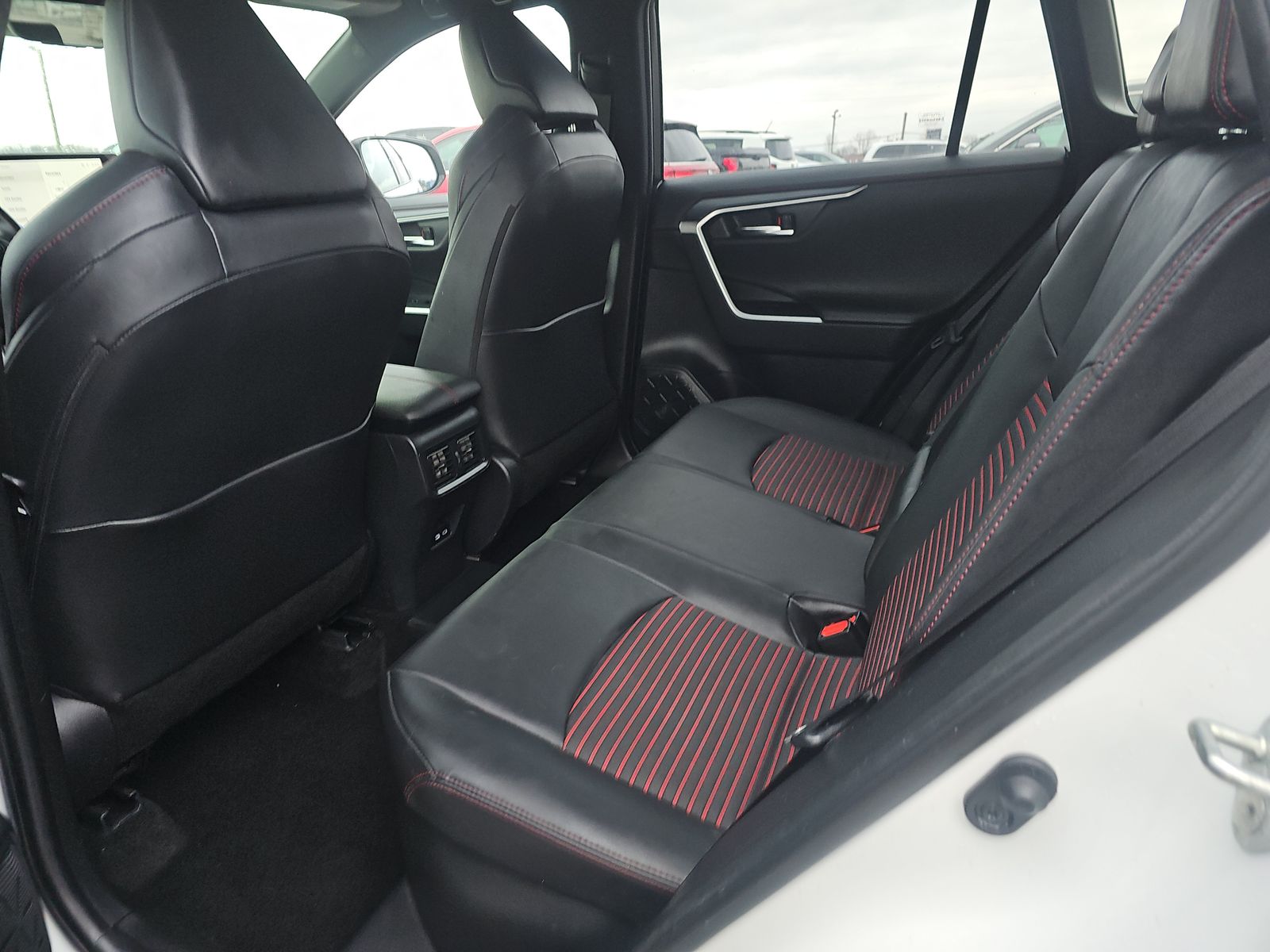 2024 Toyota RAV4 Prime XSE AWD 34809 miles - купити Авто з сша