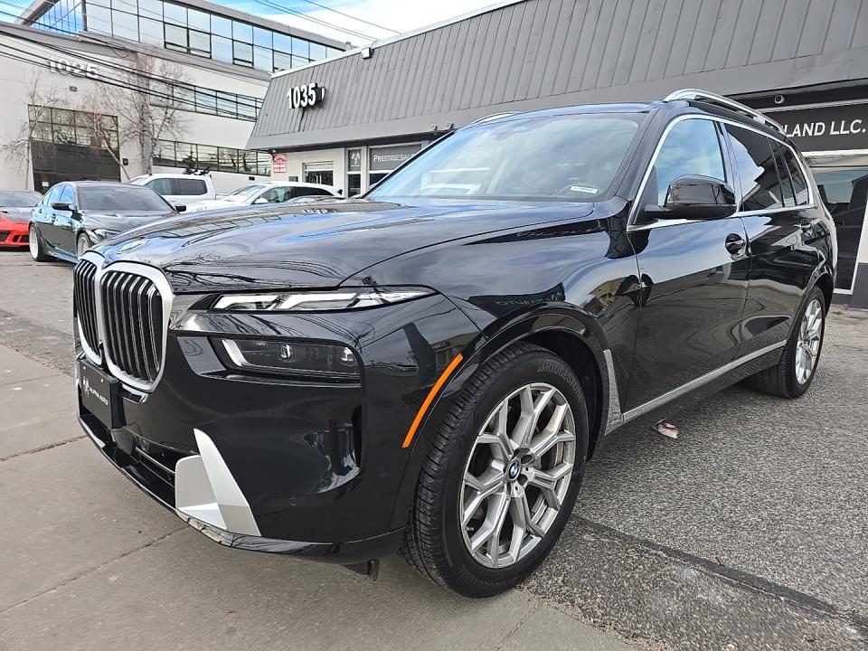 2023 BMW X7 xDrive40i AWD