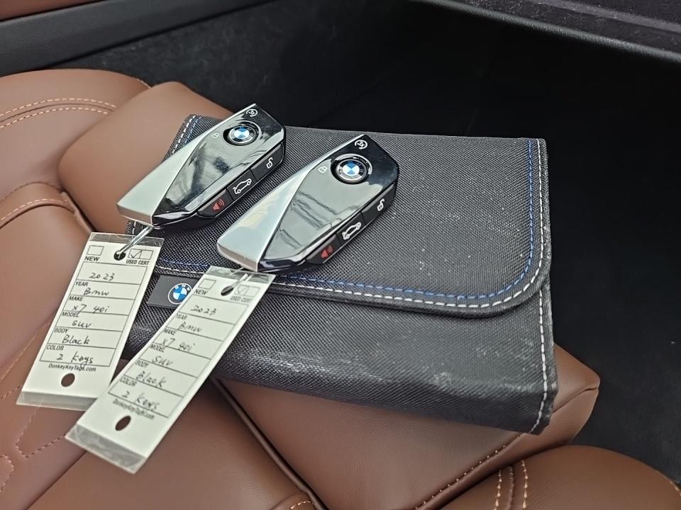 2023 BMW X7 xDrive40i AWD