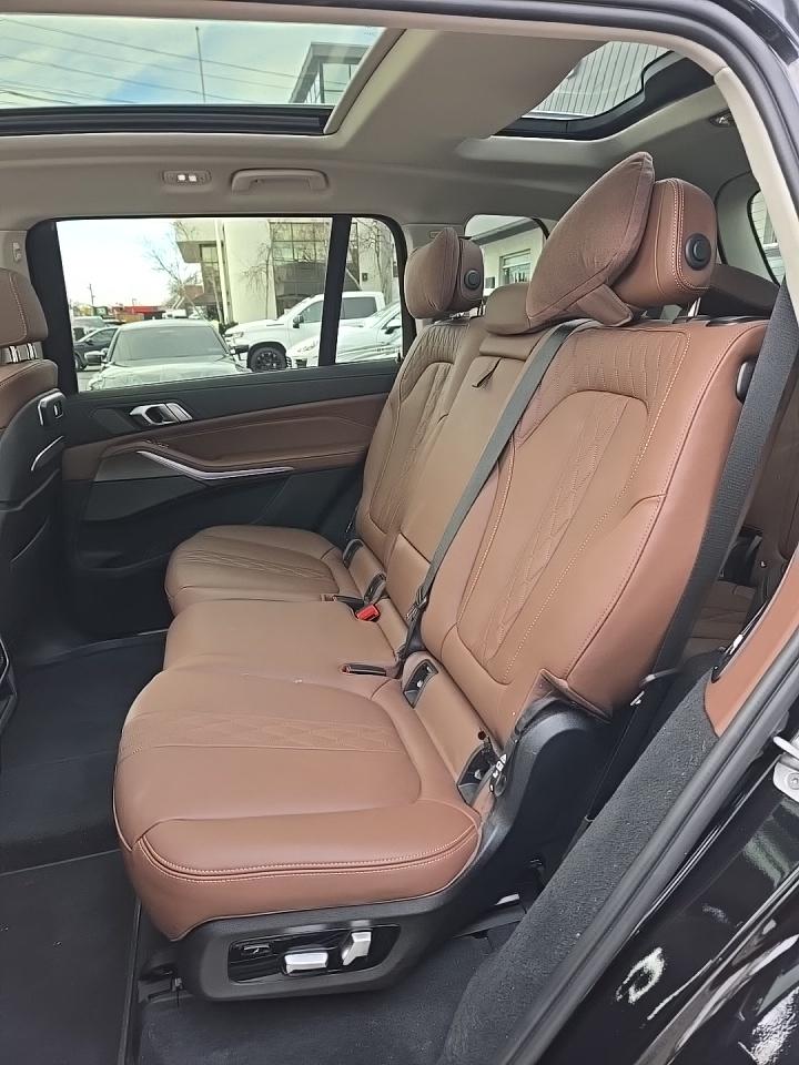 2023 BMW X7 xDrive40i AWD