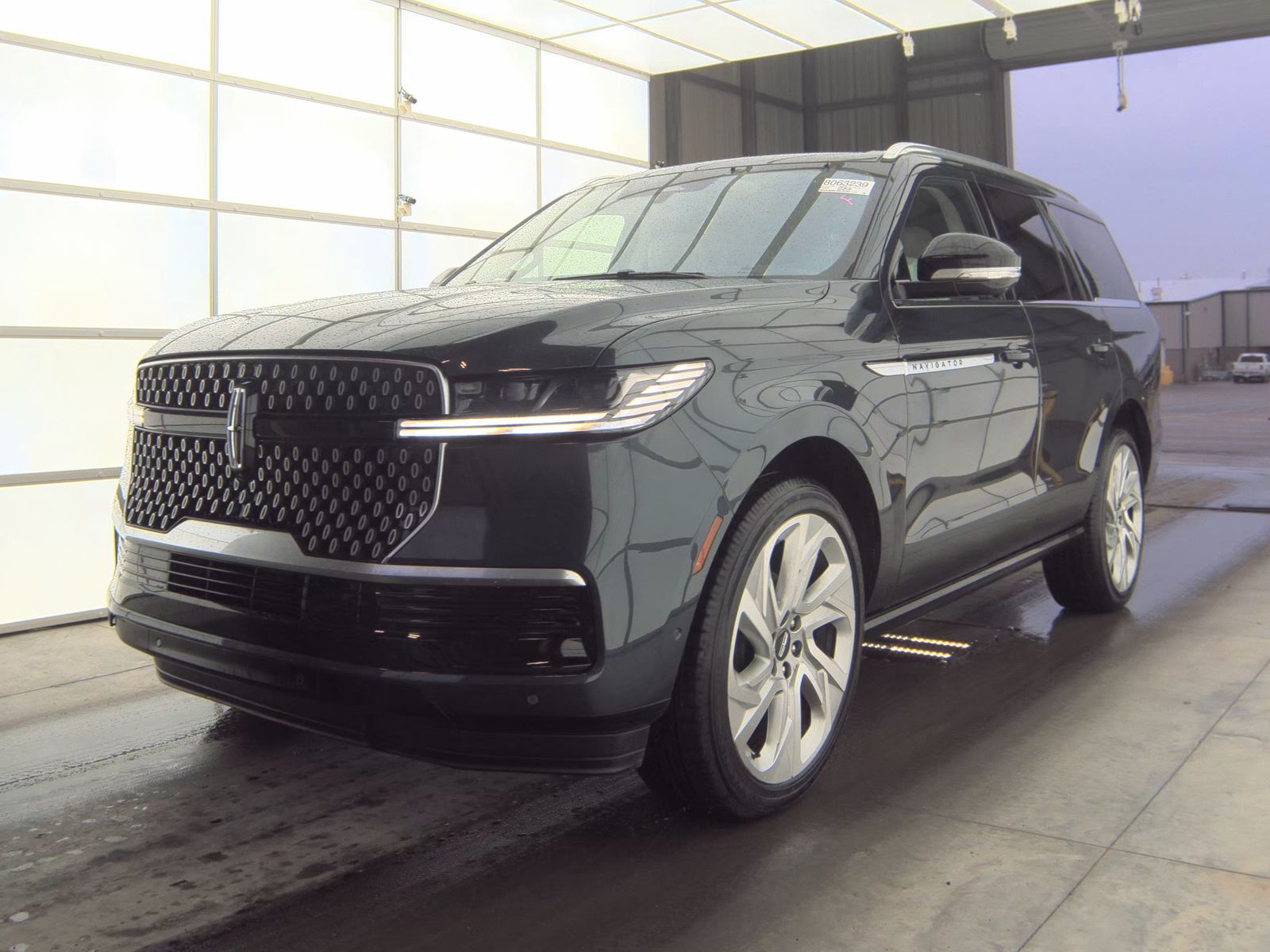 2025 Lincoln Navigator Reserve AWD