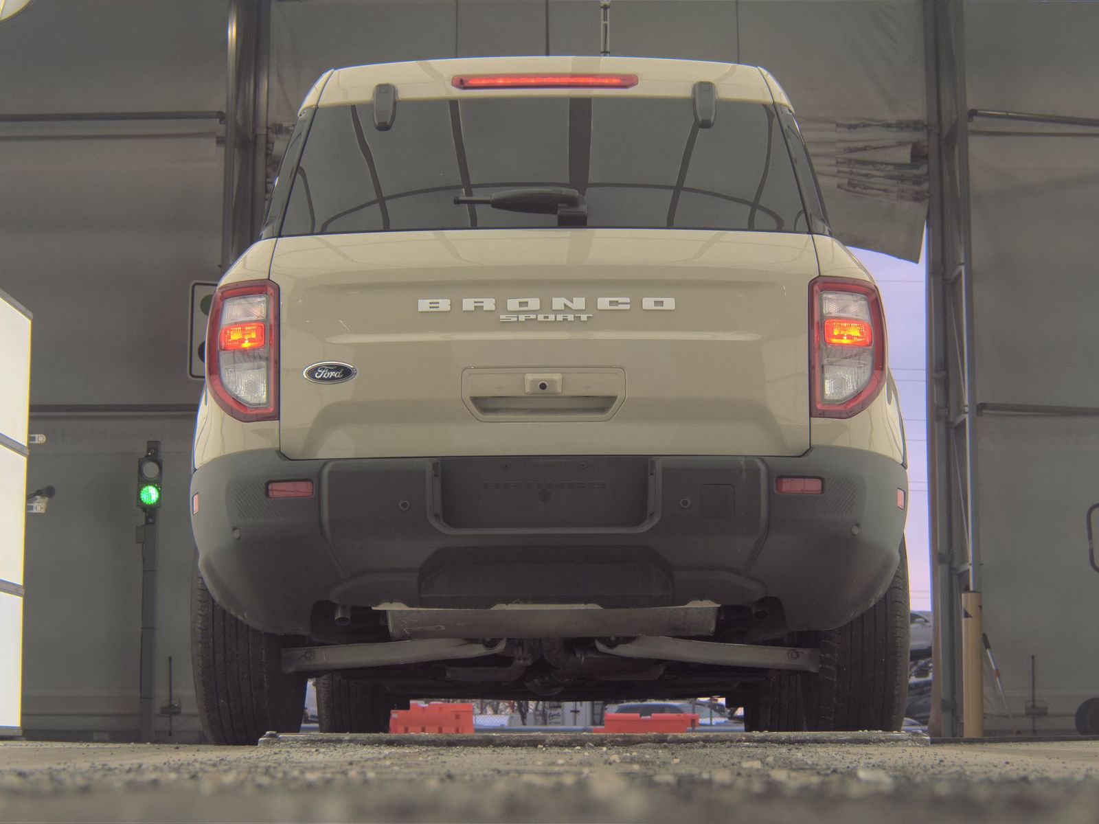 FORD BRONCO - 8