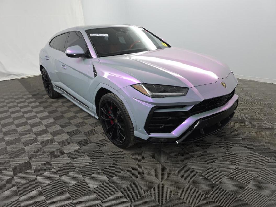 2020 Lamborghini Urus