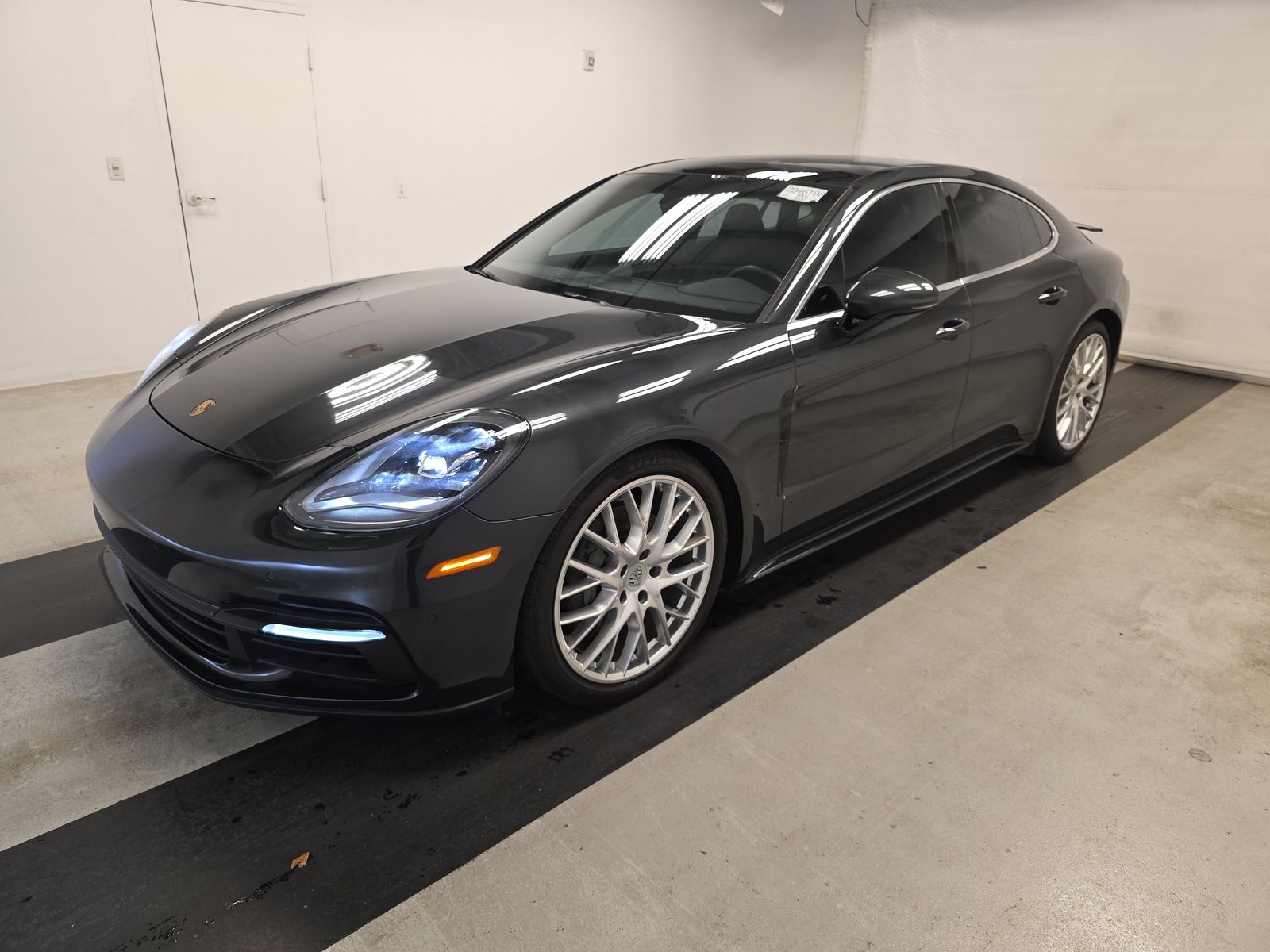 2017 Porsche Panamera 4S