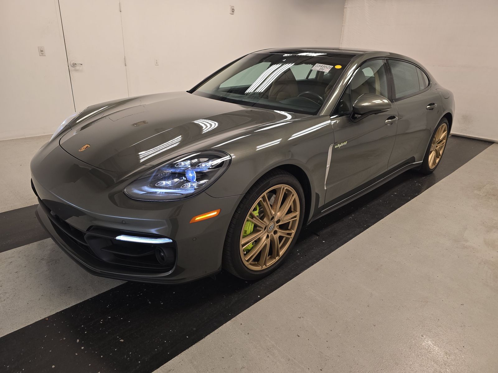 2023 Porsche Panamera 4S E-Hybrid Executive