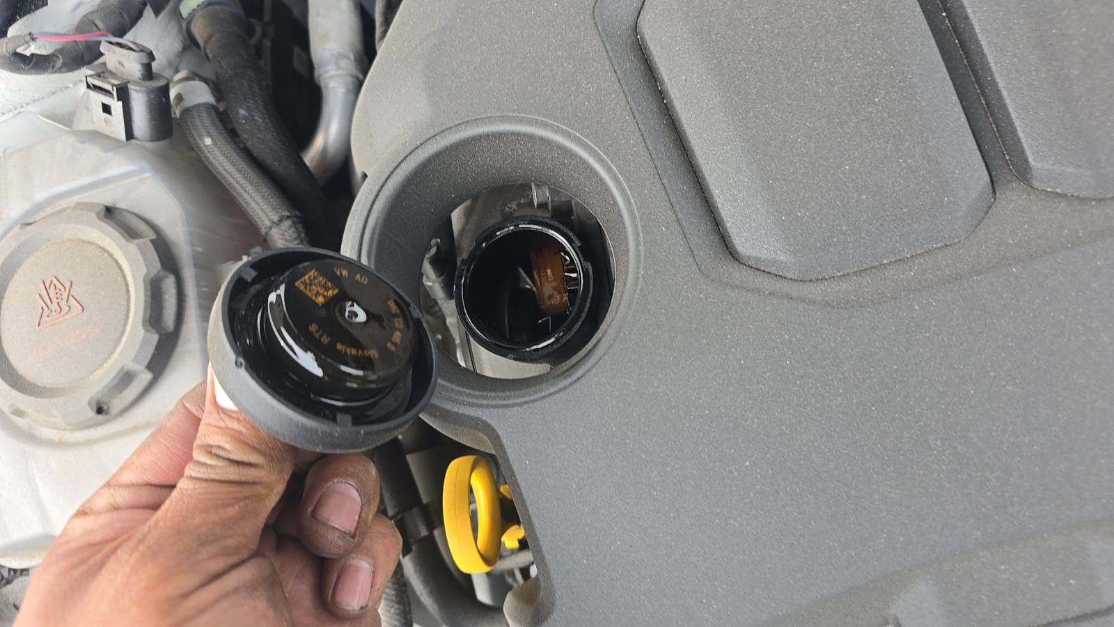 2023 Volkswagen Golf GTI 2.0T SE FWD