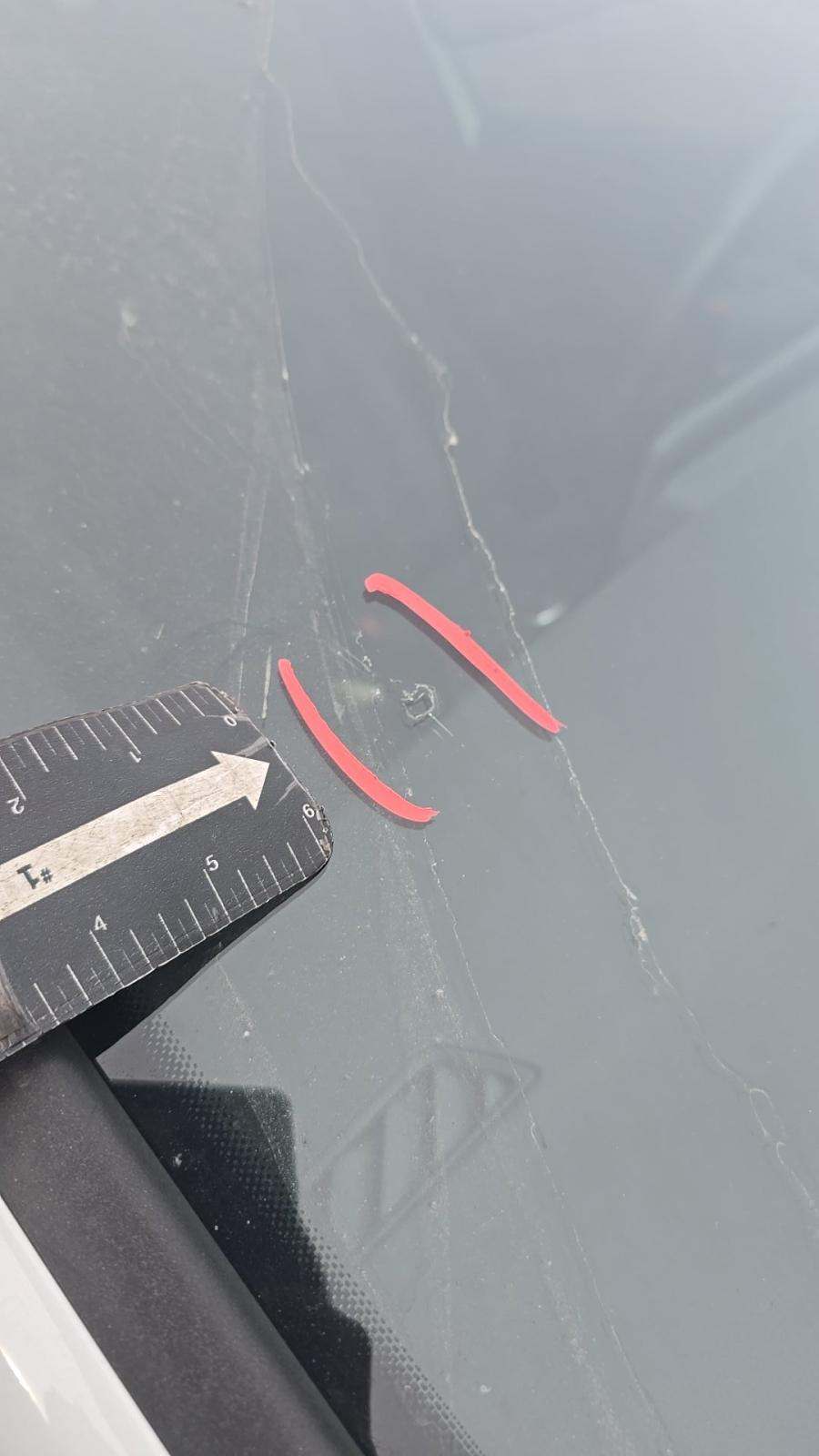 2023 Volkswagen Golf GTI 2.0T SE FWD