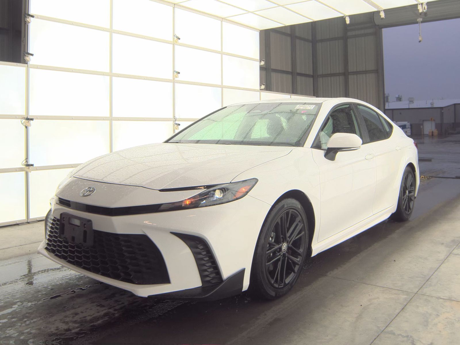 2025 Toyota Camry SE FWD