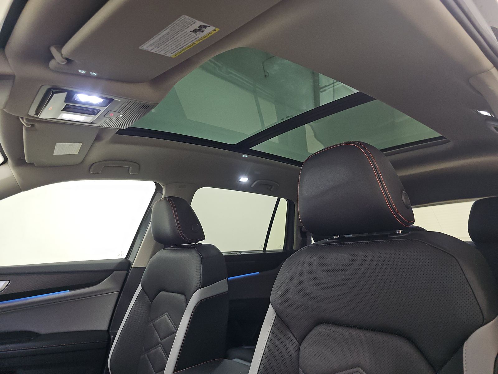 2025 Volkswagen Atlas 2.0T Peak Edition AWD