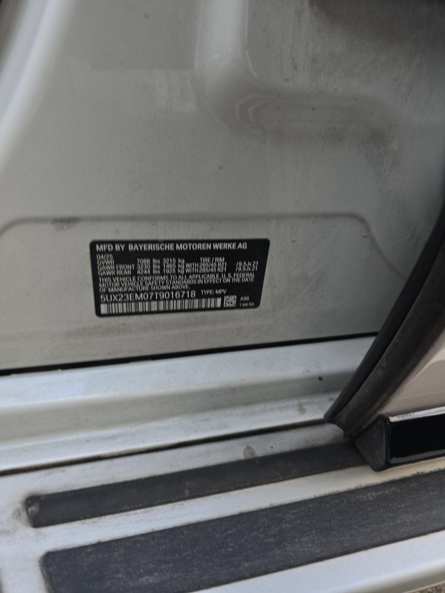 2026 BMW X7 xDrive40i AWD