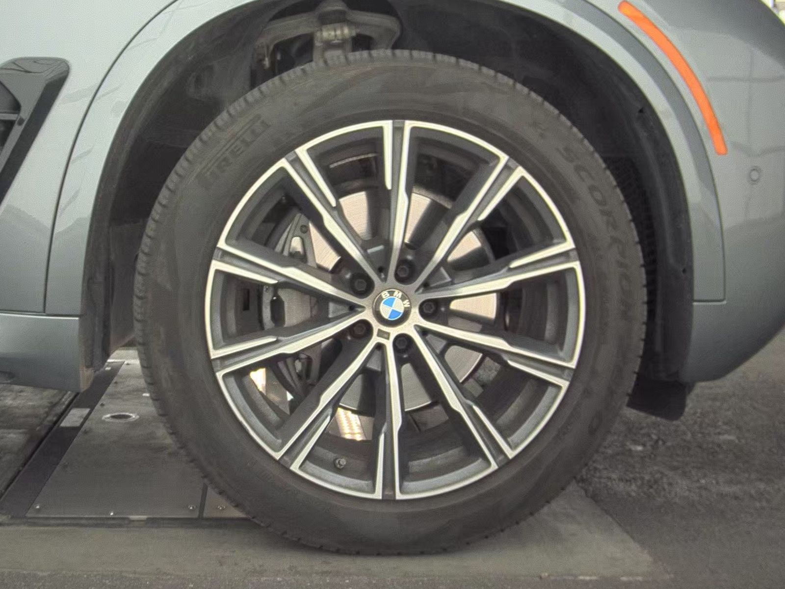 2026 BMW X5 sDrive40i FWD