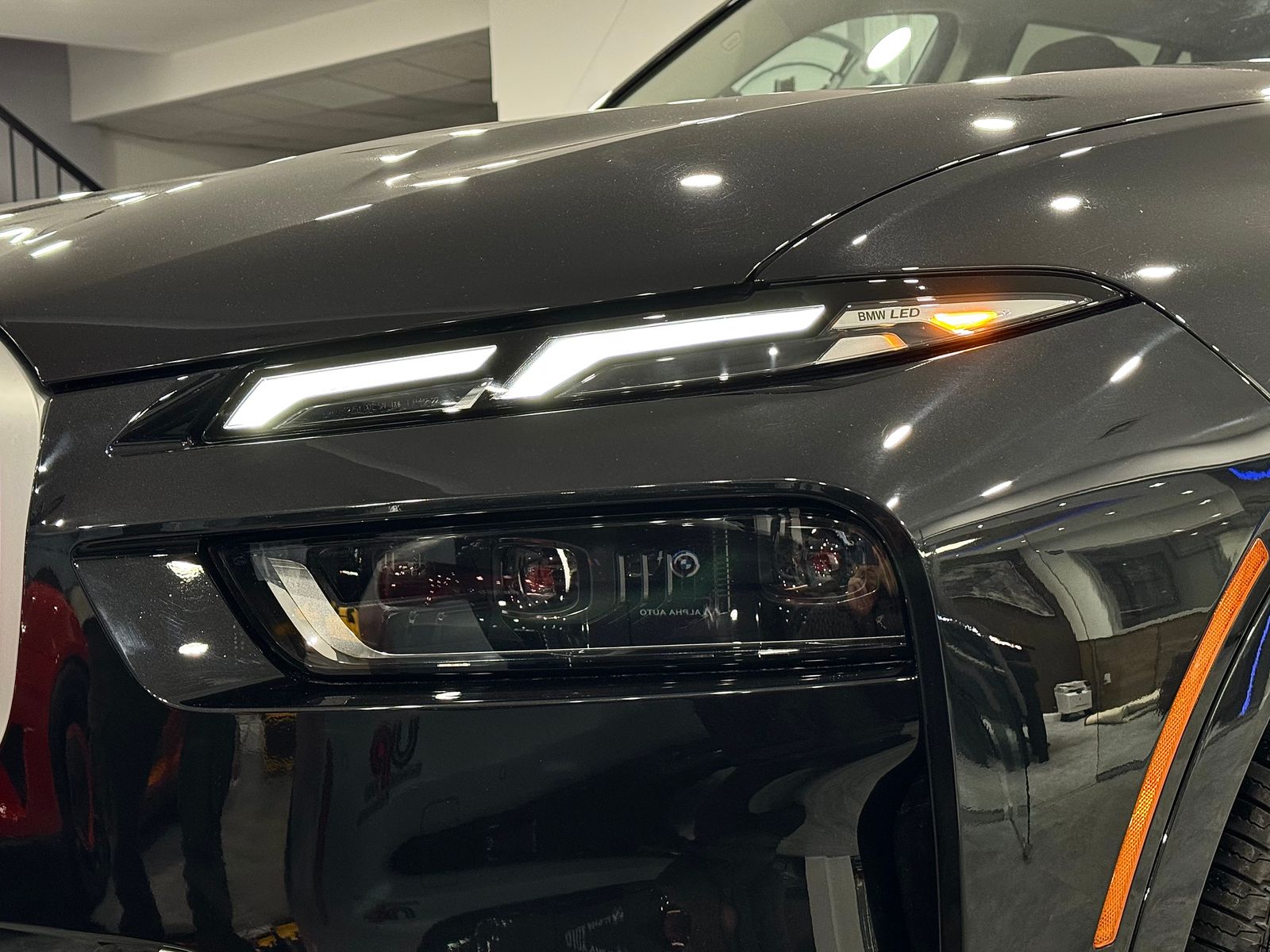 2023 BMW X7 xDrive40i AWD