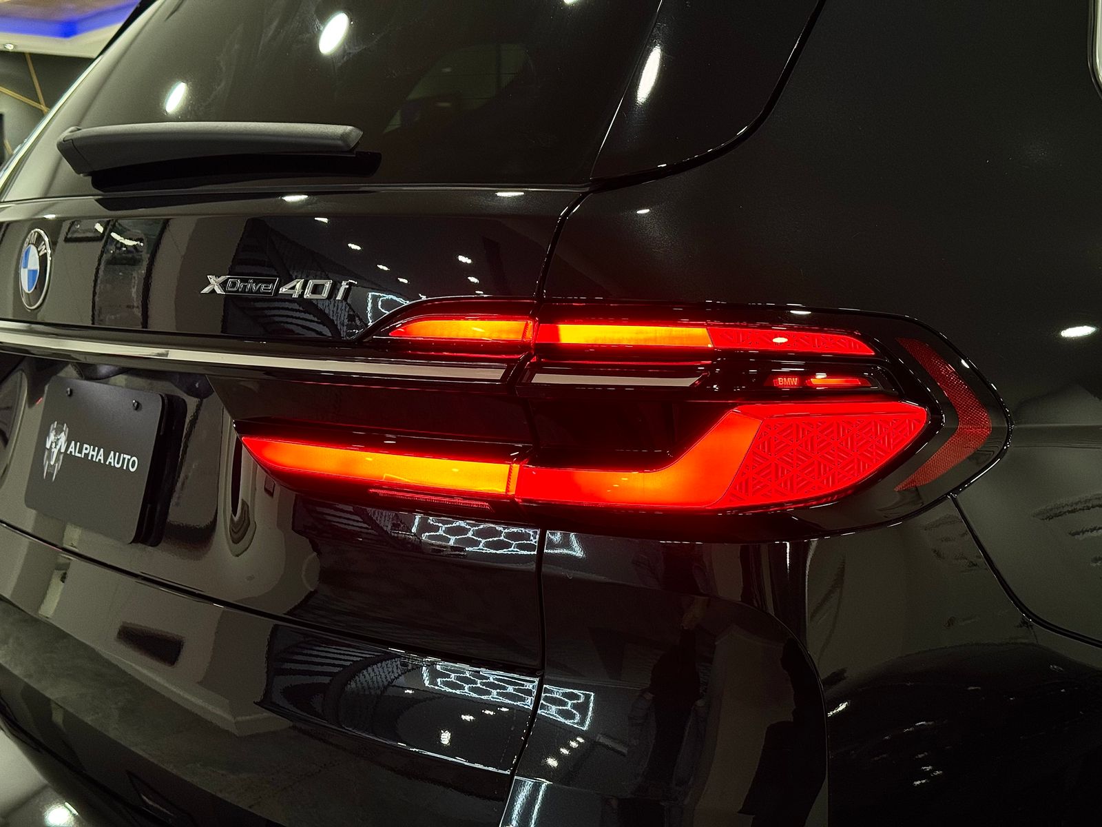 2023 BMW X7 xDrive40i AWD