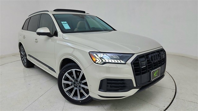 2023 Audi Q7 Premium Plus 45 TFSI