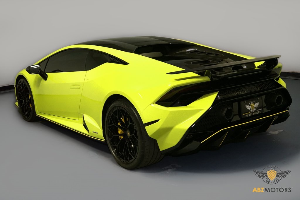 2024 Lamborghini Huracan Tecnica RWD
