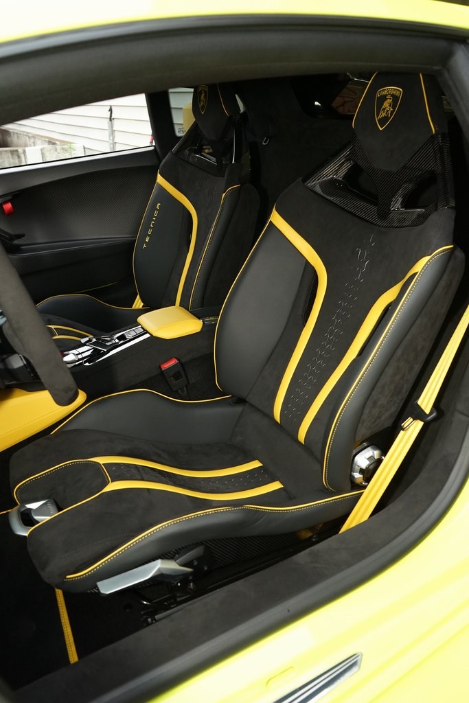 2024 Lamborghini Huracan Tecnica RWD