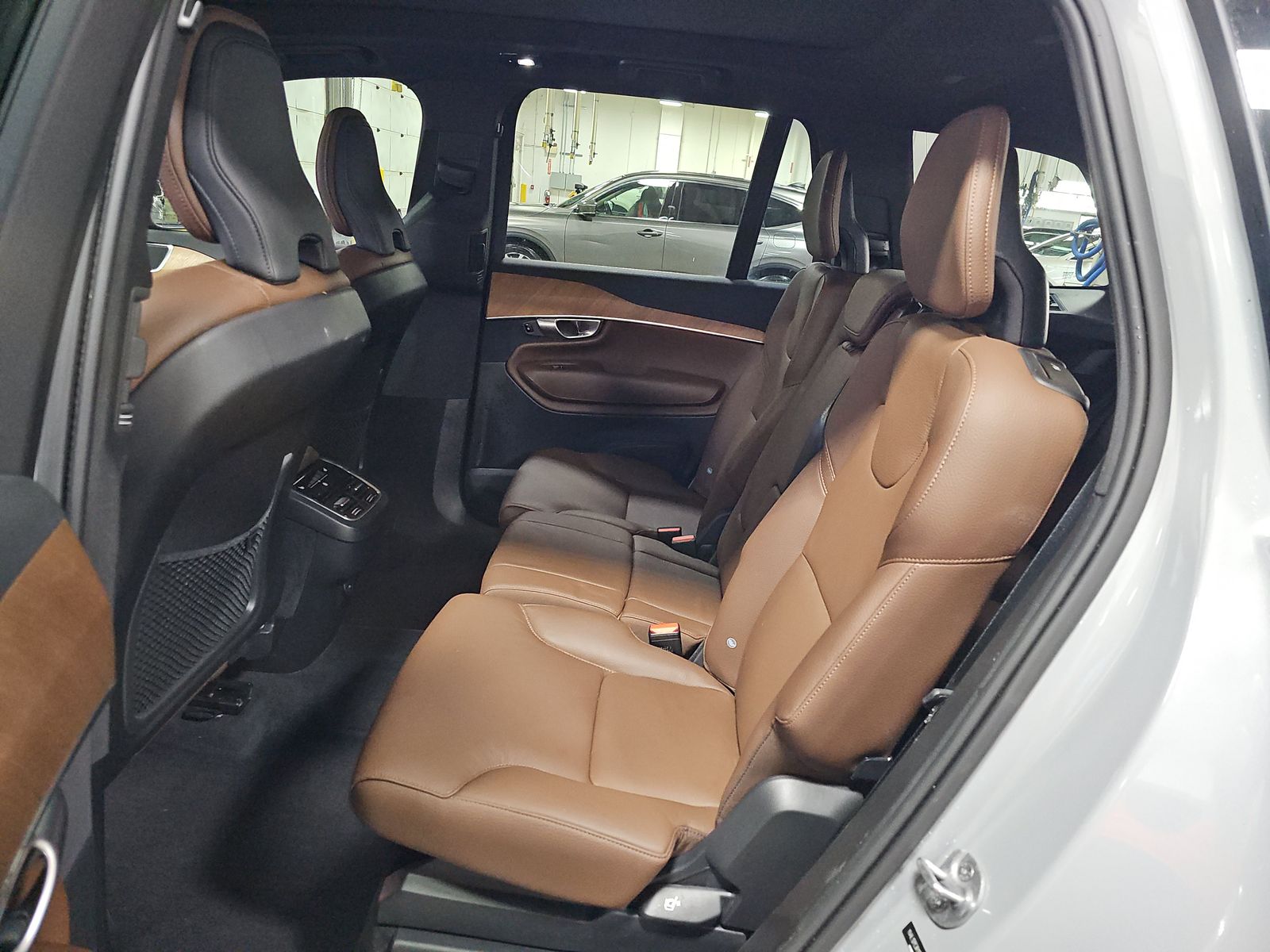 2024 Volvo XC90 B5 Plus AWD