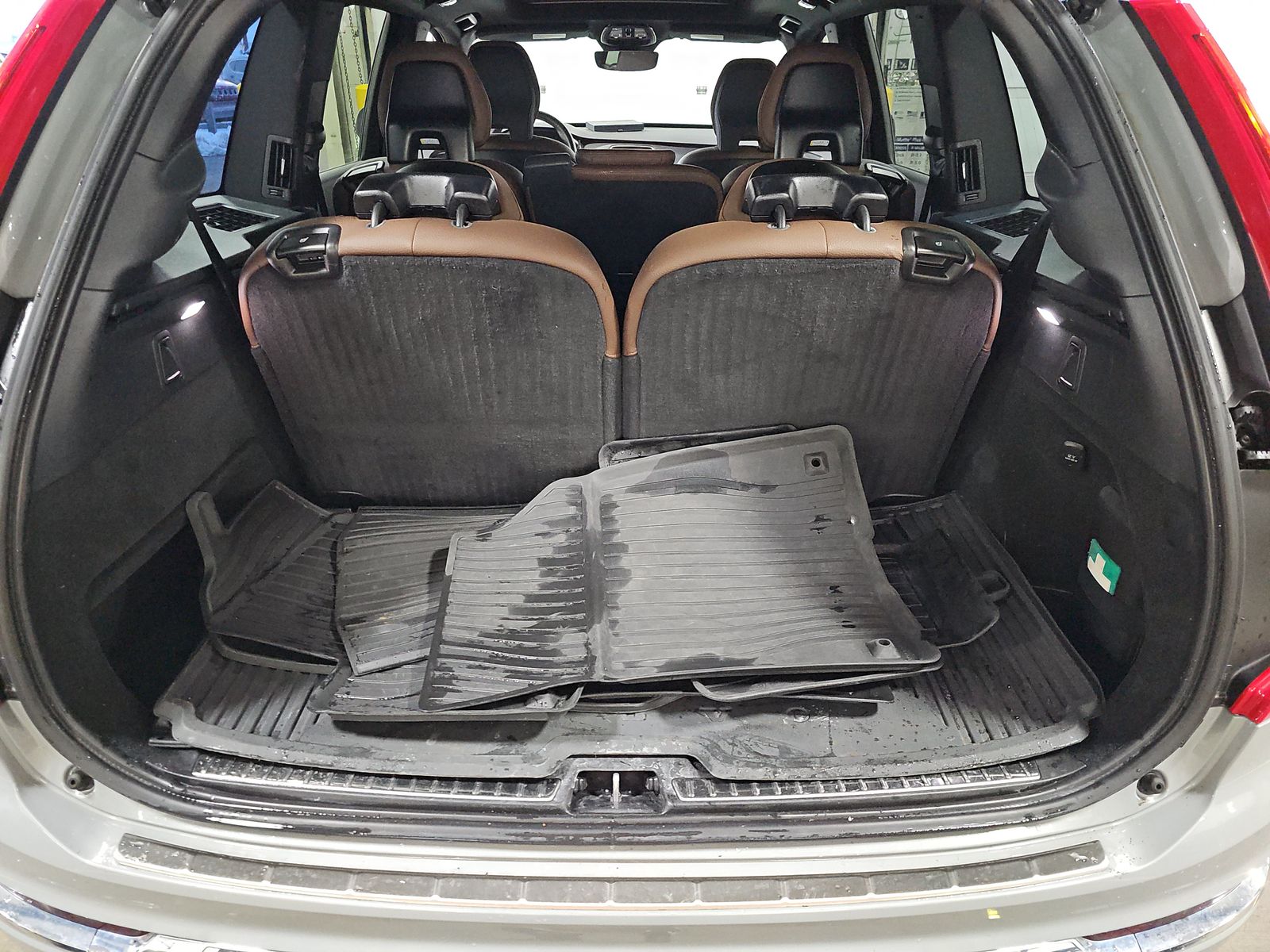 2024 Volvo XC90 B5 Plus AWD