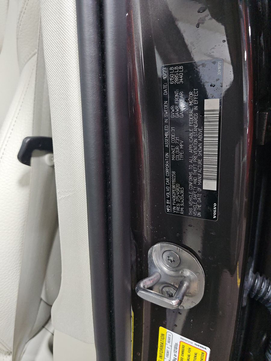 2024 Volvo XC90 B6 Plus AWD