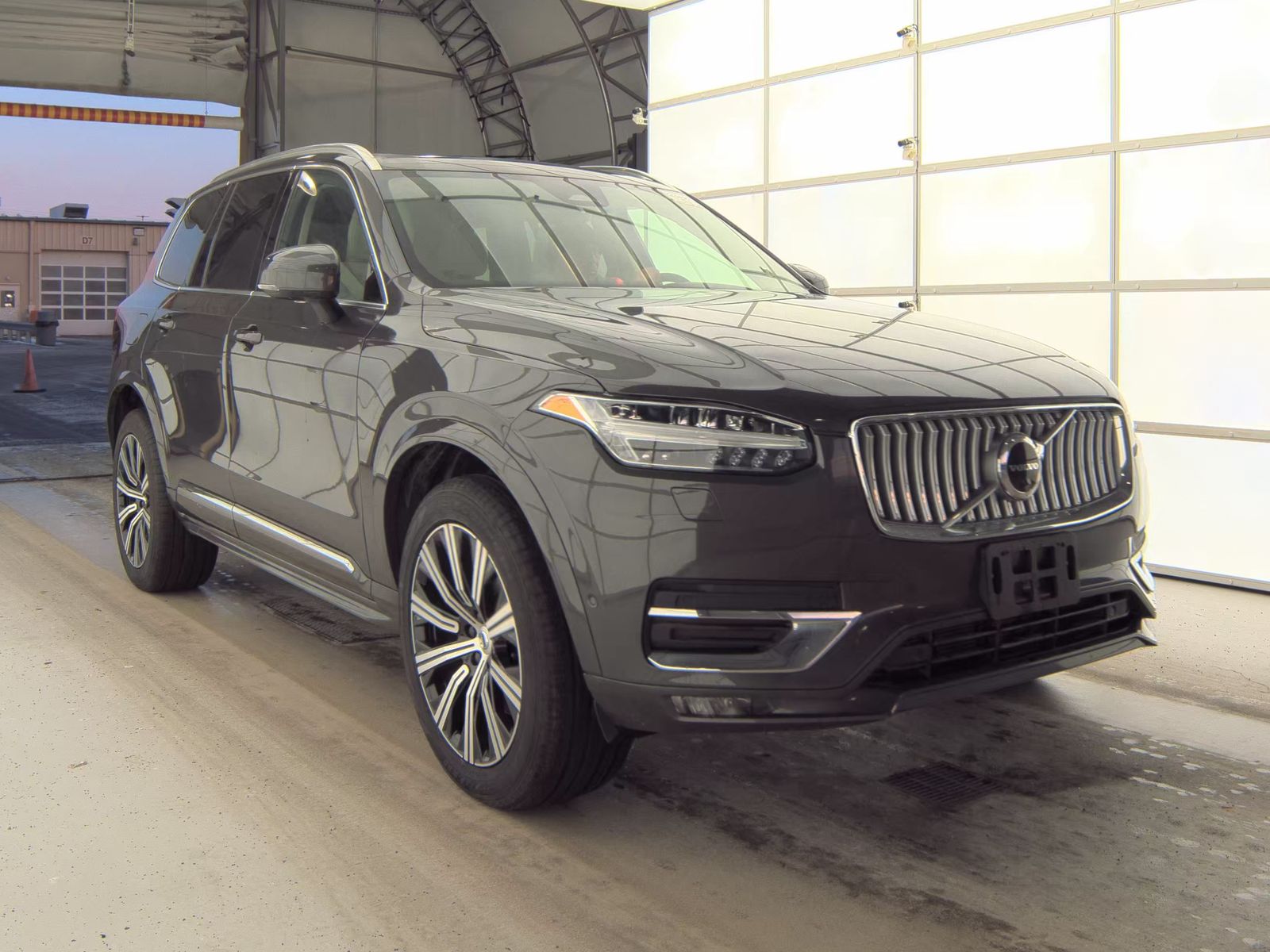2024 Volvo XC90 B6 Plus AWD