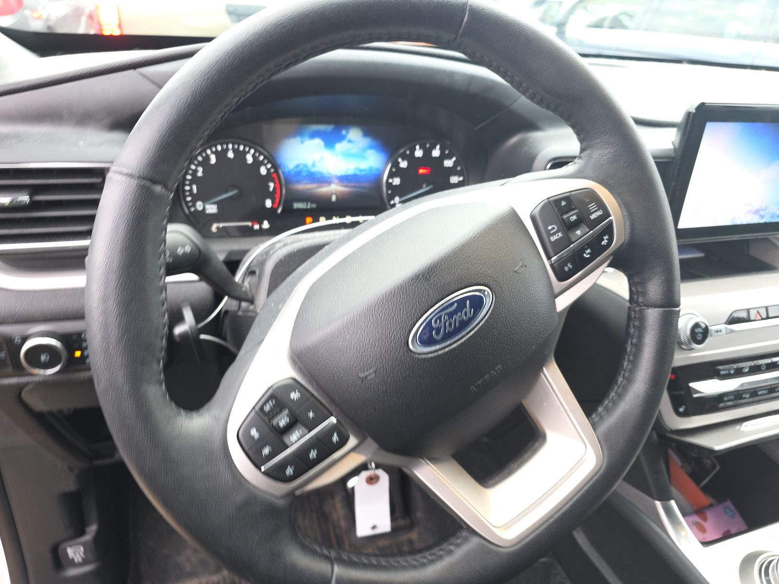 2024 Ford Explorer XLT AWD