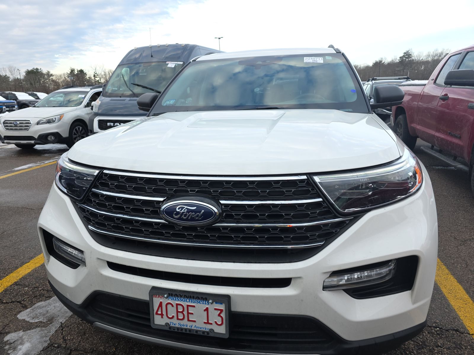 2024 Ford Explorer XLT AWD