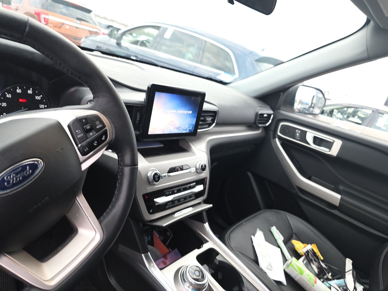 2024 Ford Explorer XLT AWD