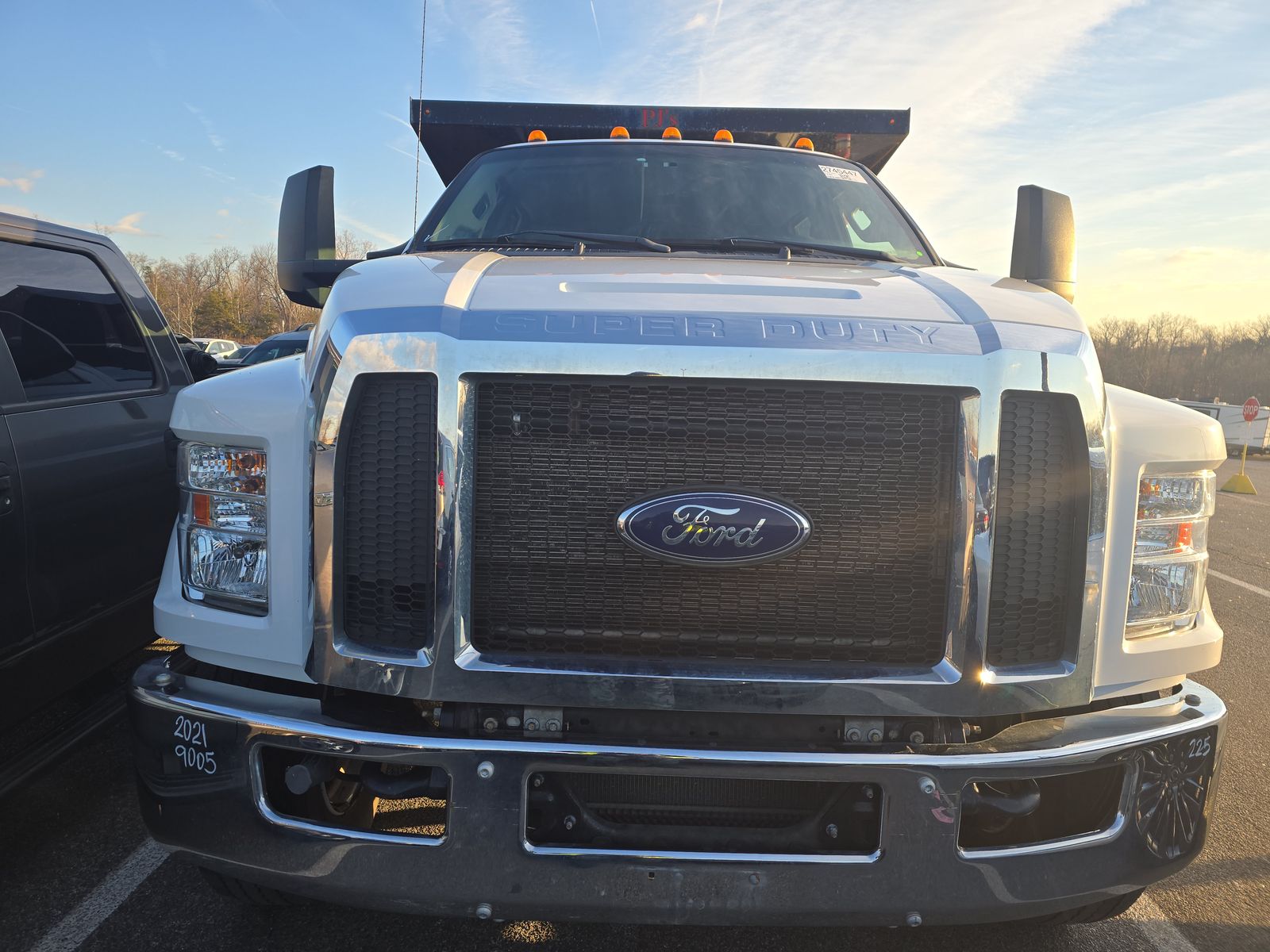 FORD F-750 - 3