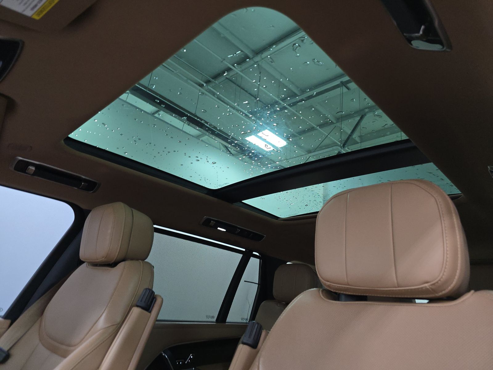 2023 Land Rover Range Rover SE LWB AWD