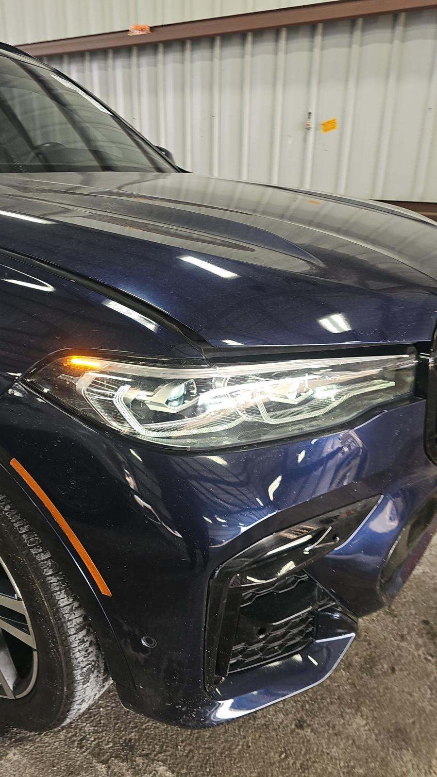 2022 BMW X7 xDrive40i AWD