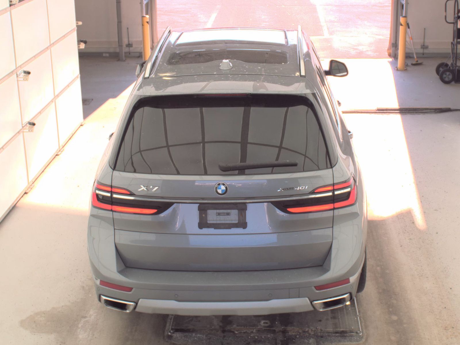 2025 BMW X7 xDrive40i AWD