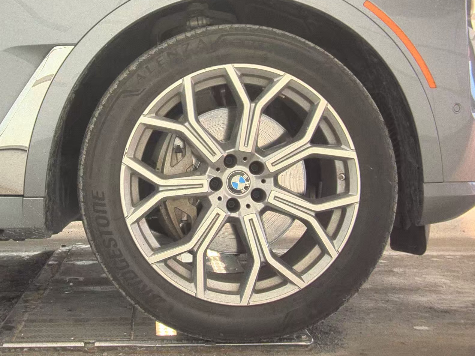 2025 BMW X7 xDrive40i AWD